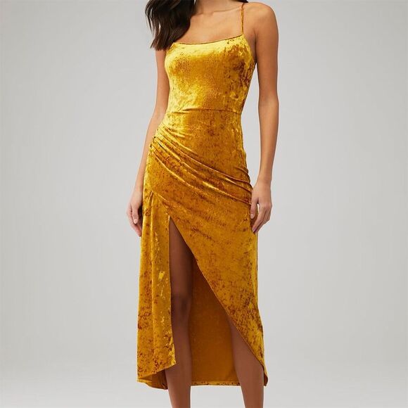 Saylor Cyndey Yellow Crushed Velvet Midi Dress Size S NWT - Picture 1 of 9
